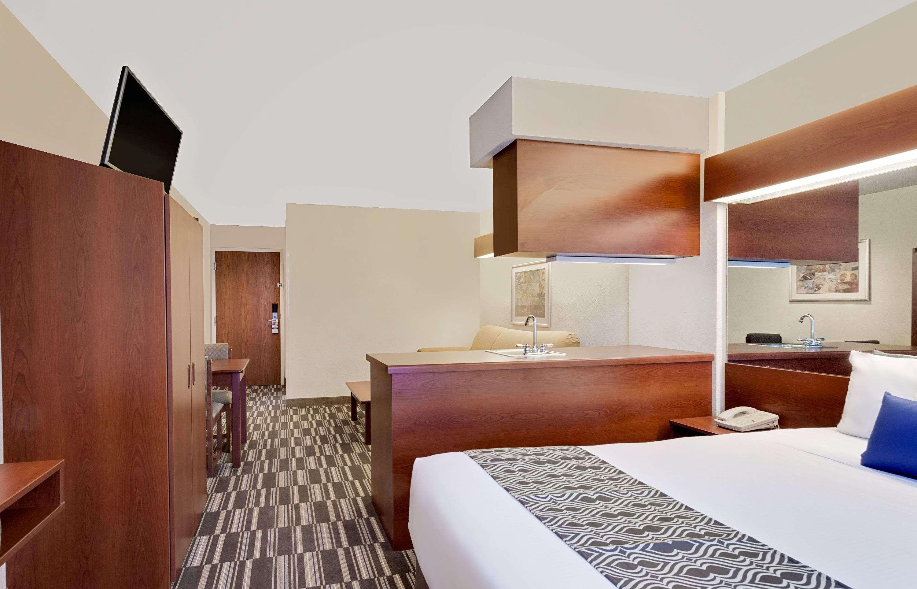 Microtel Inn & Suites By Wyndham Middletown Exteriér fotografie